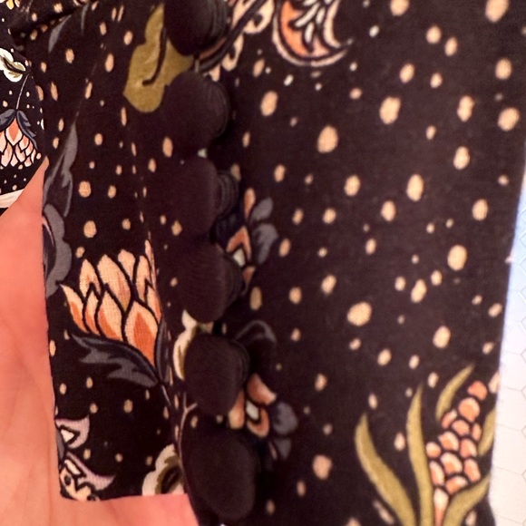 NWT Ann Taylor black floral dress, size small - Picture 5 of 11